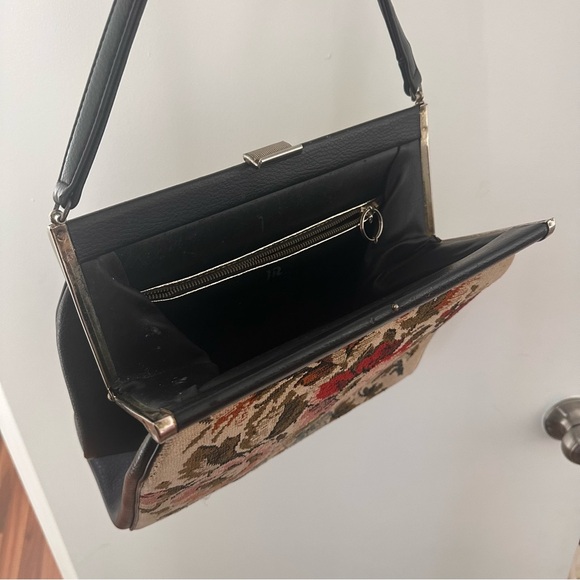 Vintage Floral Carpet Bag - Picture 12 of 12